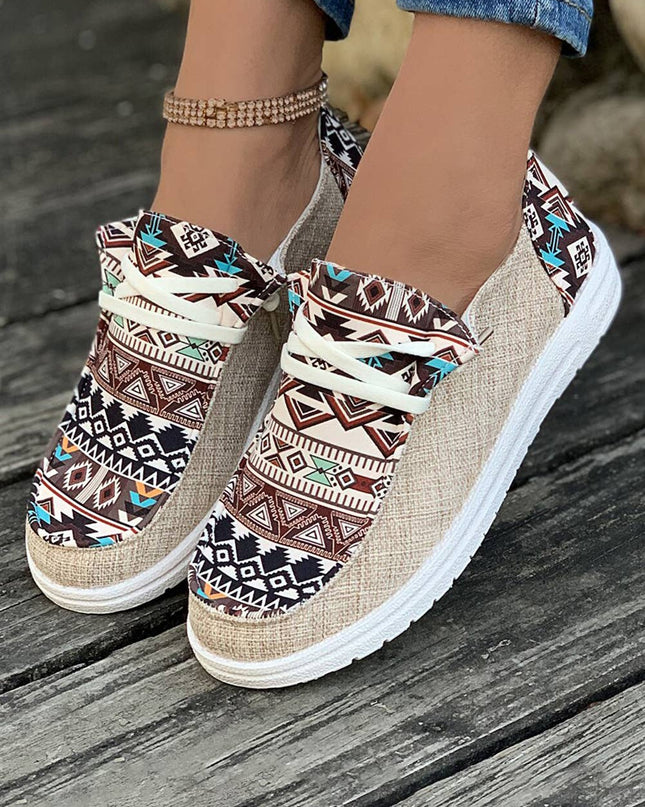 Vintage Western Patchwork Lace-up Decor Flat Shoes