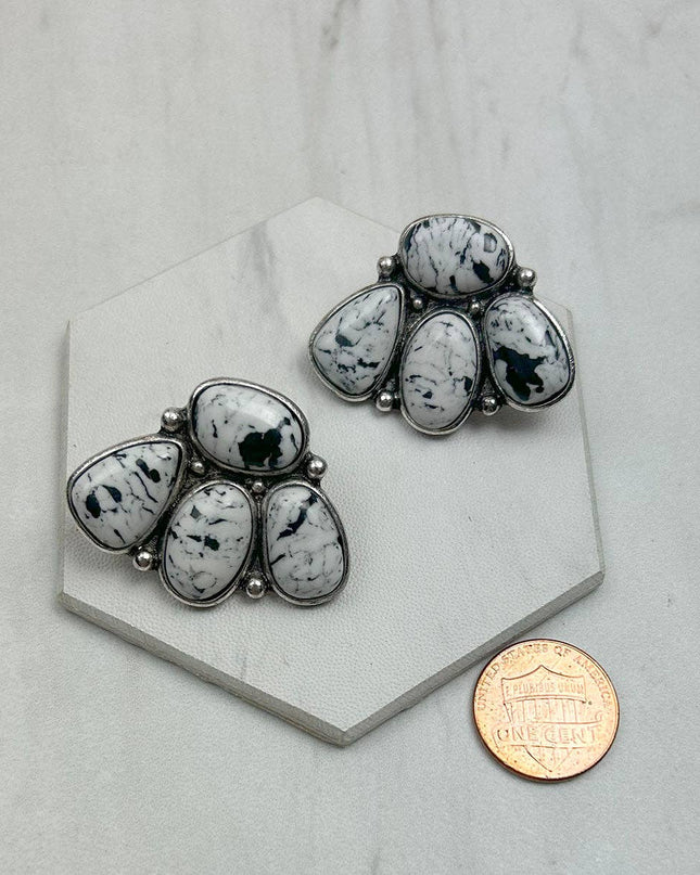 ER250430-01-BLUE            Silver metal with blue turquoise stone Animal paw Earrings