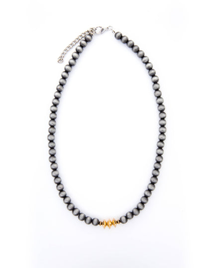 18" Faux Navajo Pearl Necklace w/ Gold Disc Accent