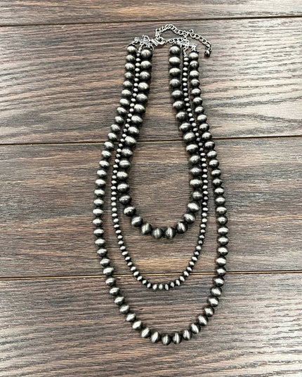 735475, Handmade 24" Navajo Bead Necklace