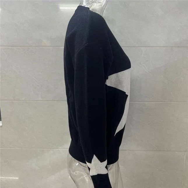 Round Neck Sweater With Five-Pointed Star Print