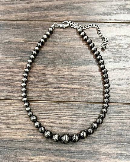 739283, 16" Handmade Polish Navajo Necklace
