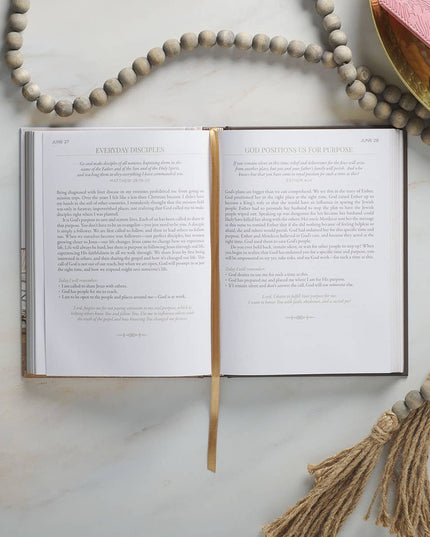 Devotional 10 Minutes with God for Women Hardcover