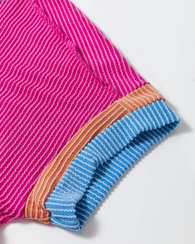 Textured Contrast Trim Round Neck T Shirt