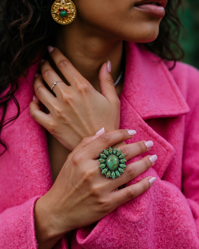 RGY220430-01-GREEN            Silver metal with green stone flower stretch Ring