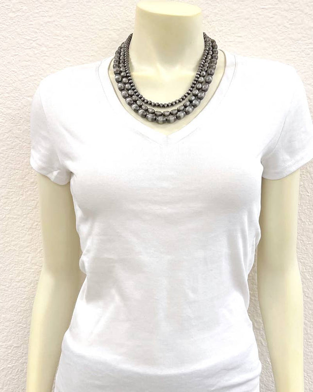 739055, Handmade 17" Oval/Round Navajo Bead Necklace