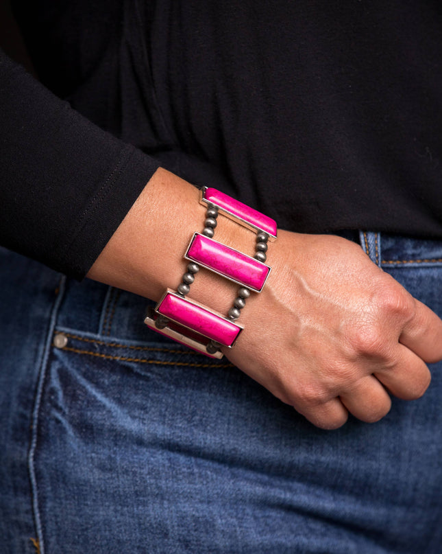 Pink Bar Stretch bracelet