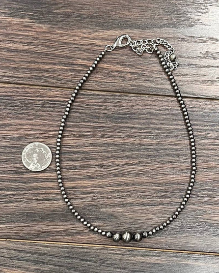 738135, 15" Handmade Polish Navajo Necklace
