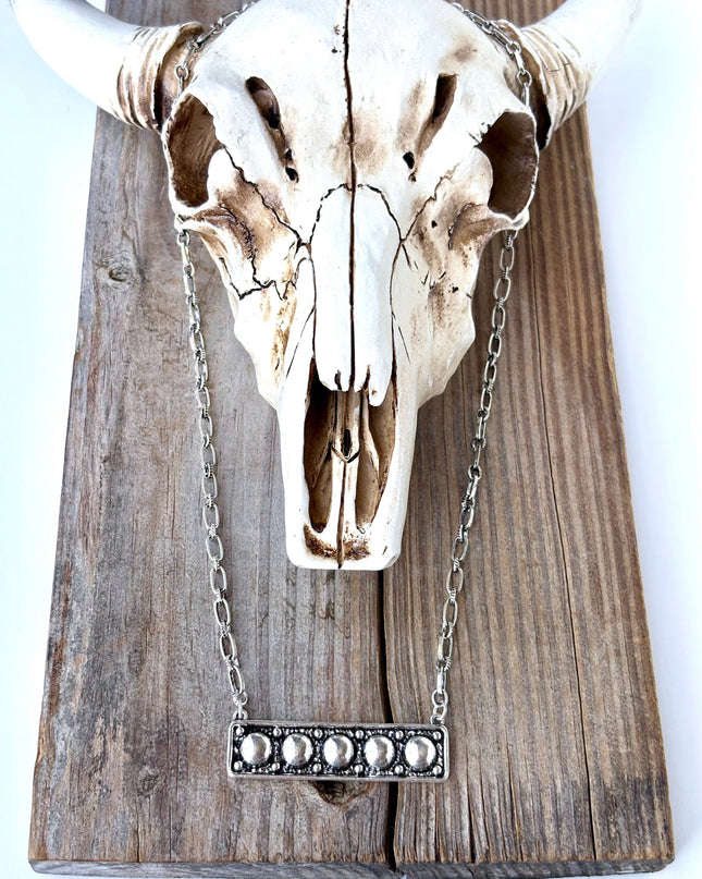 Western Style Embossed Bar Pendant Necklace