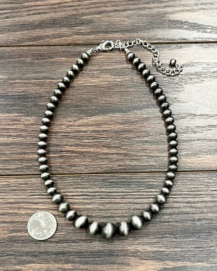 738423, 16" Handmade Navajo Bead Necklace