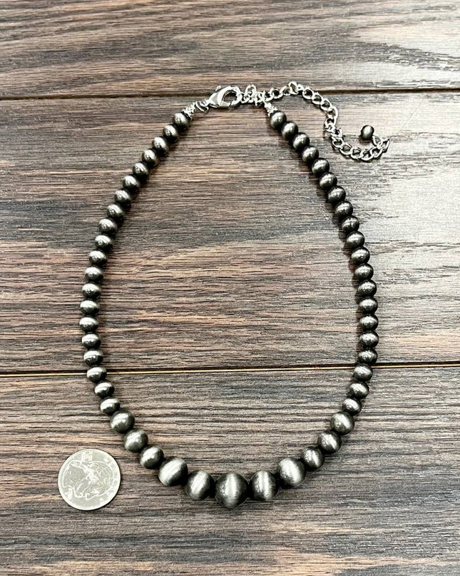 738423, 16" Handmade Navajo Bead Necklace