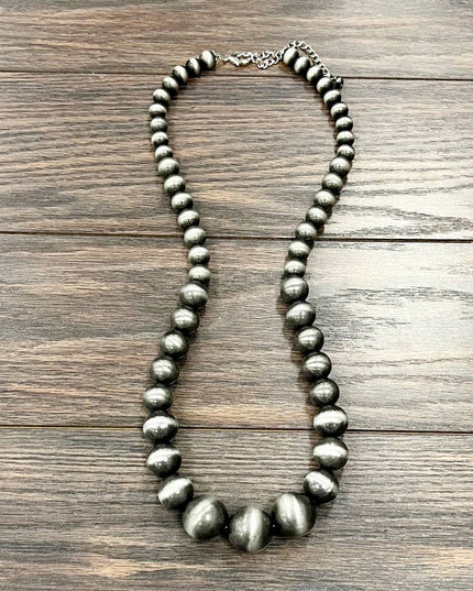 739197, 30" Handmade Very-Very-Big Navajo Necklace