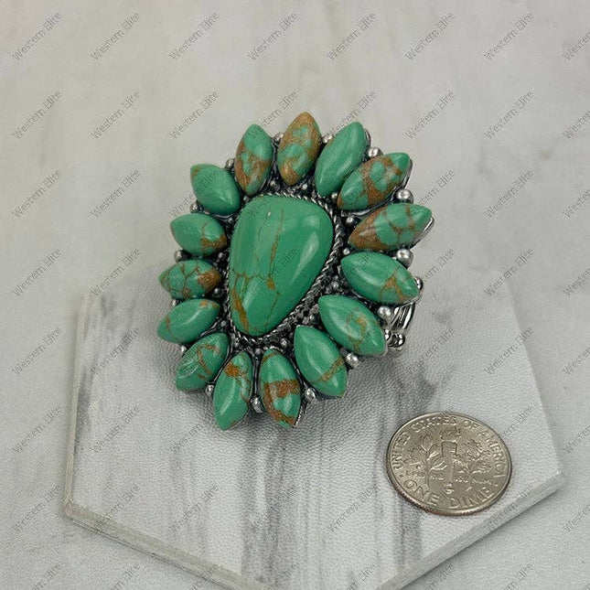 RGY220430-01-GREEN            Silver metal with green stone flower stretch Ring