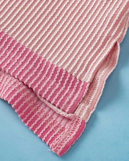 Textured Contrast Trim Round Neck T Shirt