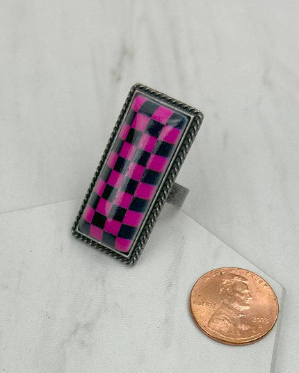 RIZ240537-01         Silver metal checker print bar Ring