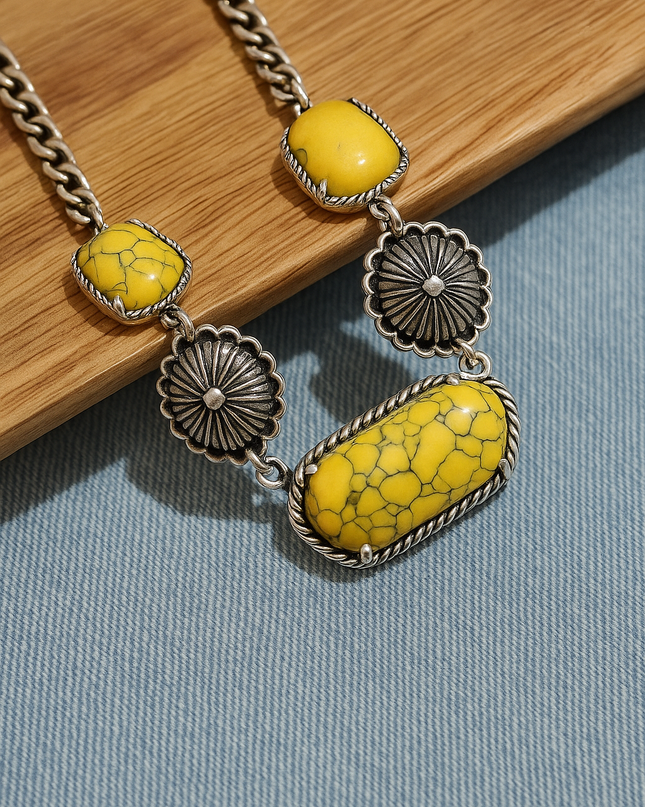 Mello and Yellow Bright Western Day Fashion Necklace