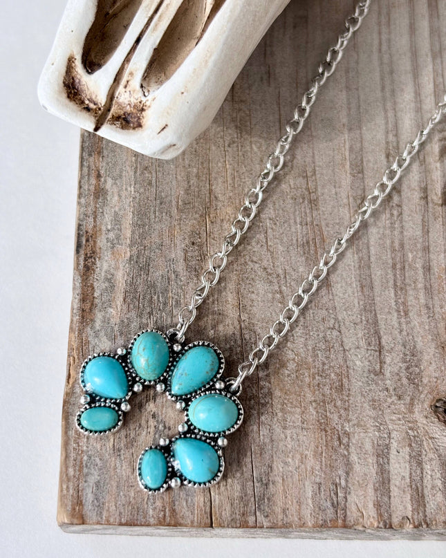 Western Style Turquoise Stone Pendant Link Chain Necklace