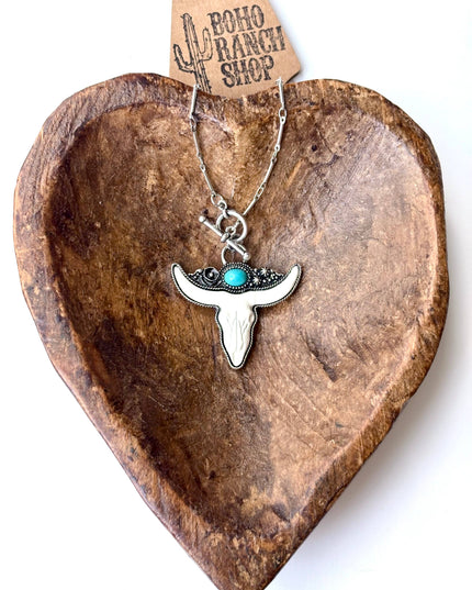Western White Steerhead Stone Pendant Toggle Chain Necklace