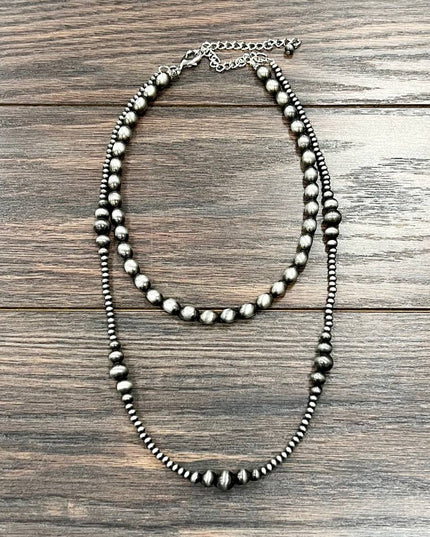 739123, 22" Handmade Navajo Bead Necklace