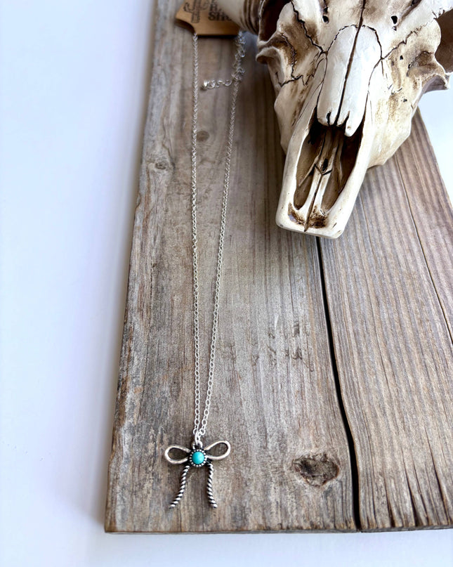 Western Style Coquette Bow Ribbon Pendant Chain Necklace