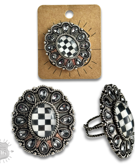 Western oval rhinestone ring with checkerboard inlay