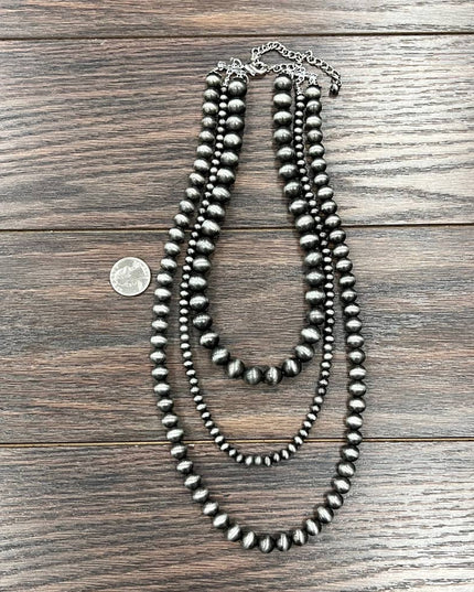 735475, Handmade 24" Navajo Bead Necklace
