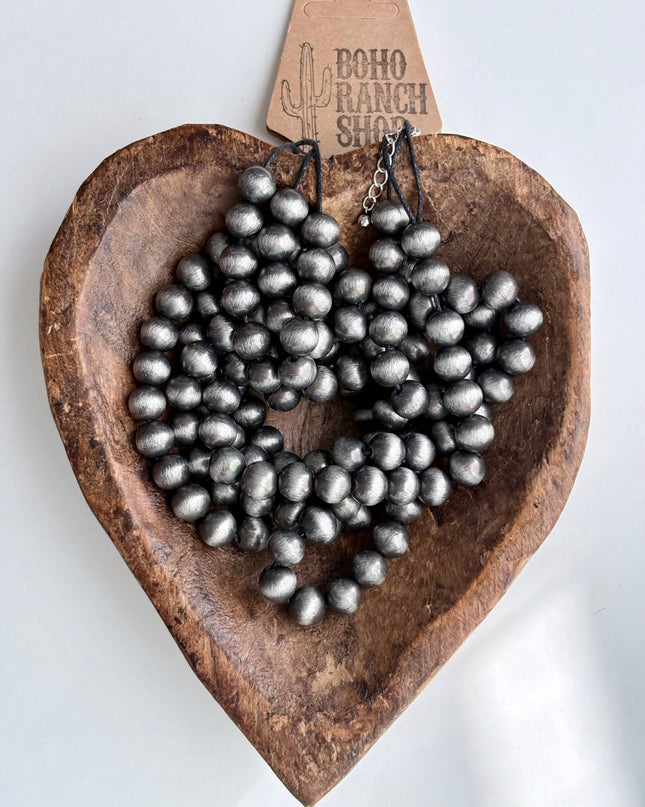 3 Layered Western Style 10mm Navajo Pearl Bead Necklace