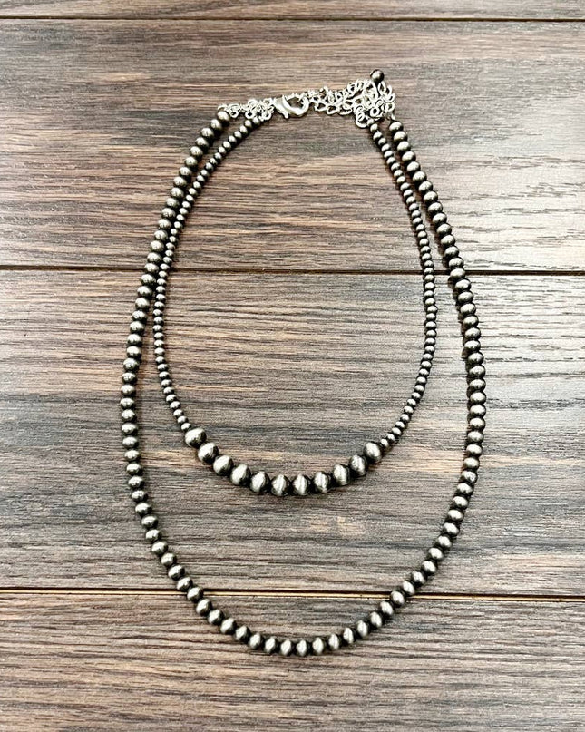 737055, Handmade 20" Navajo Bead Necklace