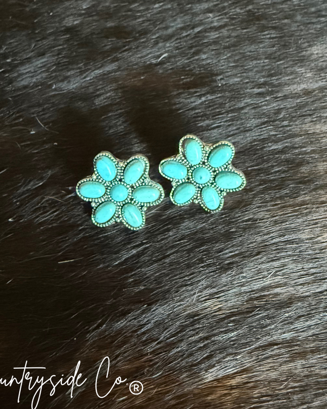 Detailed Trendy Flower Earring
