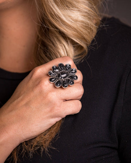 Adjustable Black Flower Cluster Ring