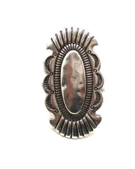 WESTERN OVAL CONCHO CUFF RING