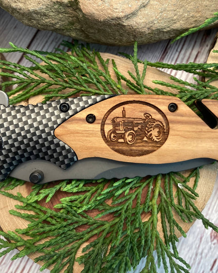 Farm Tractor in Circle Knife
