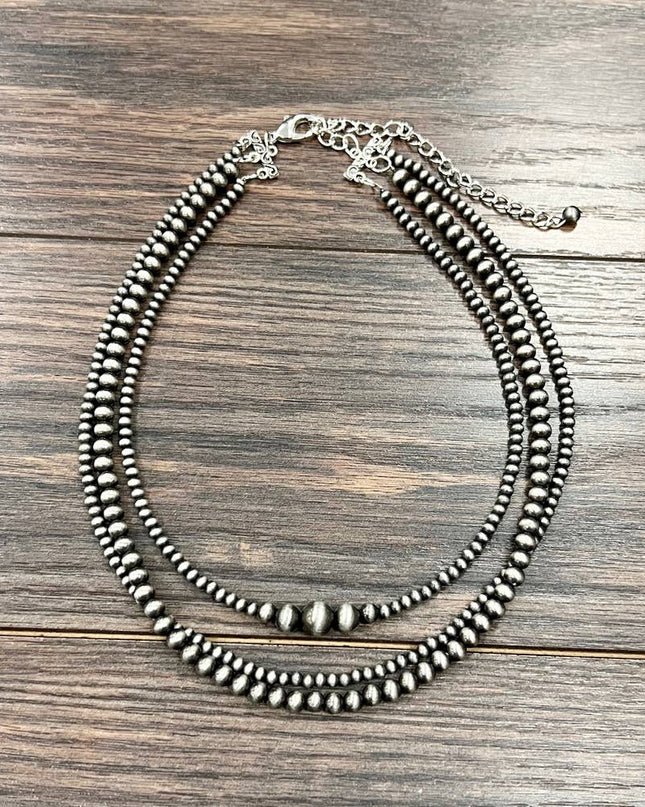 739455, Handmade 18" Navajo Bead Necklace