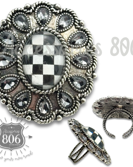 Western oval rhinestone ring with checkerboard inlay
