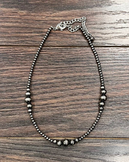 738118, Handmade 15" Clustered Polish Navajo Necklace