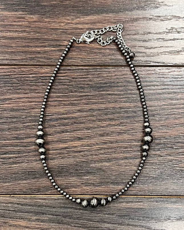 738118, Handmade 15" Clustered Polish Navajo Necklace