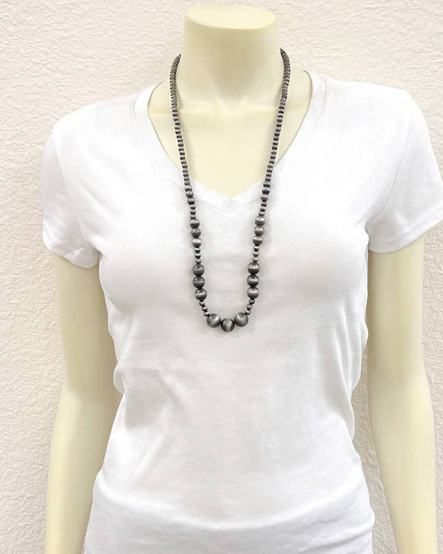 738912, Handmade 30" Navajo Bead Necklace