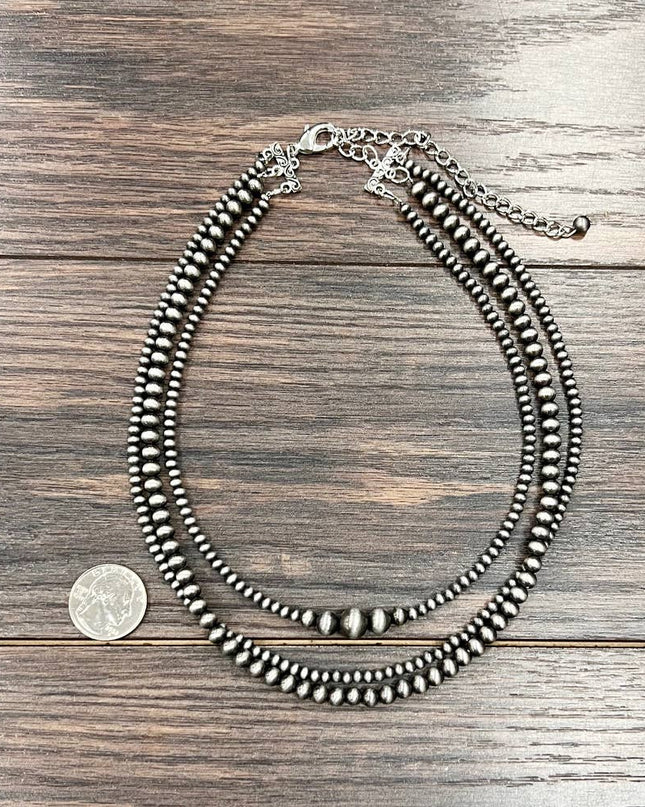 739455, Handmade 18" Navajo Bead Necklace