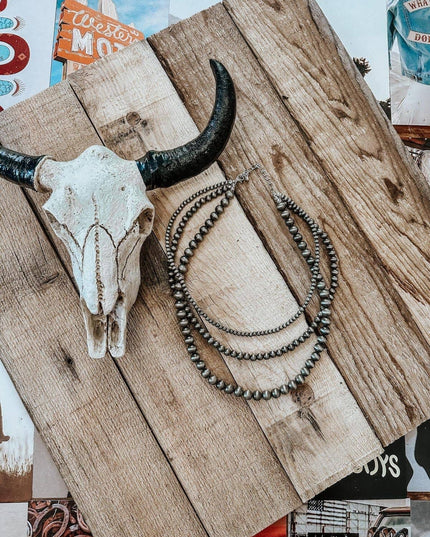 Western Pearl Layered Shorty Necklace