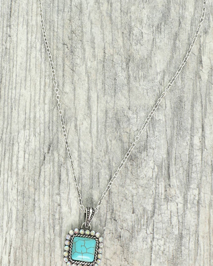 Western Crystal Turquoise Pendant Necklace