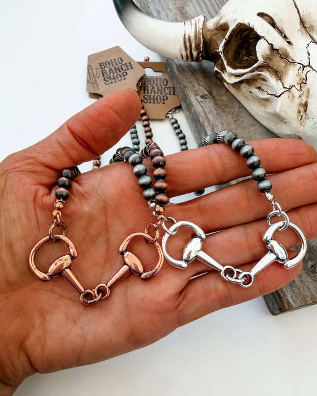 Western Style Horsebit Groove Navajo Pearl Necklace