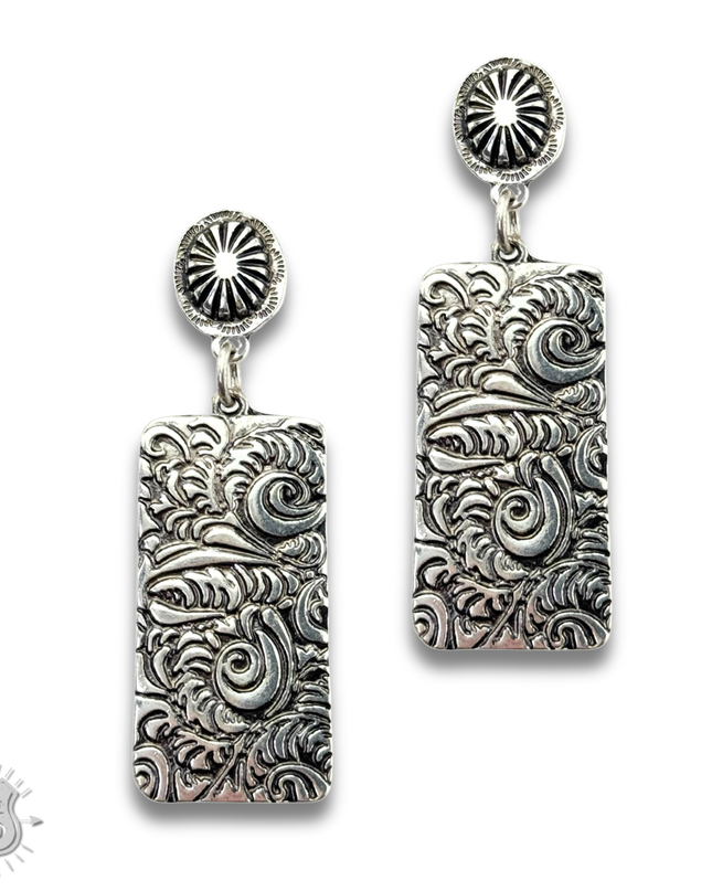 Tooled look metal earring