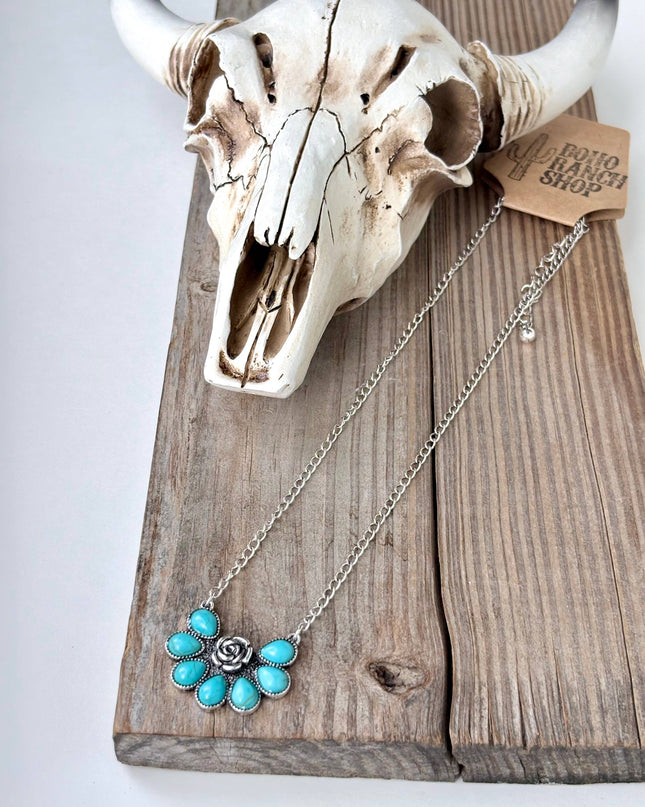 Western Turquoise Stone Squash Blossom Pendant Necklace