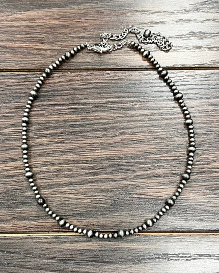 735747, 16" Handmade Navajo Necklace