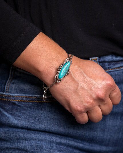Burnished Silver Rope wire bracelet w/ Oval Turquoise Concho