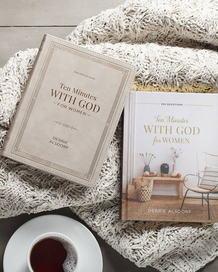 Devotional 10 Minutes with God for Women Hardcover