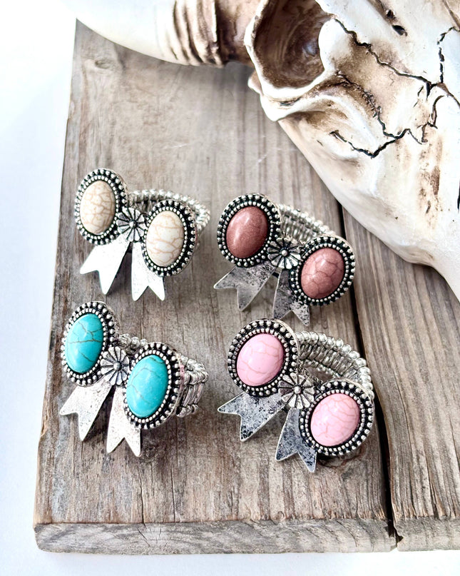 Western Style Coquette Bow with Stone Stretch Band Ring