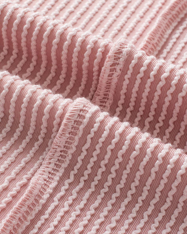 Textured Contrast Trim Round Neck T Shirt