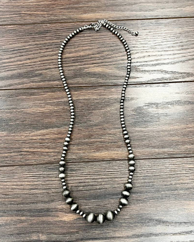 738912, Handmade 30" Navajo Bead Necklace