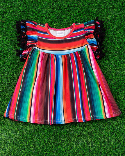 SERAPE PRINTED TUNIC WITH BLACK POM POM TRIM. TPG15113017-SO